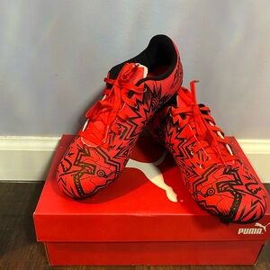 NiB Puma x Pulisic Kids Sz 3 Tacto II FG Red & Black Soccer Cleats Activewear